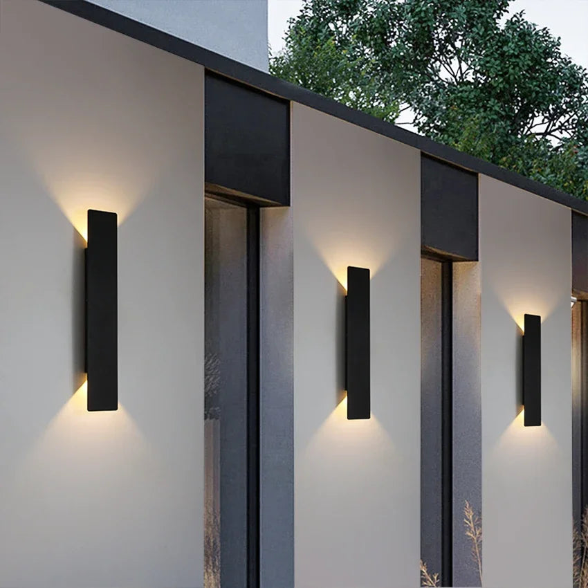 Outdoor Wall Light