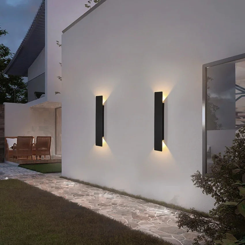 18W LED Black Outdoor Wall Lamp