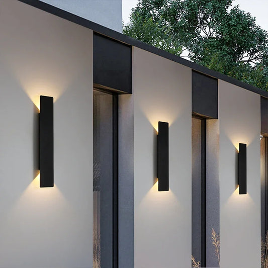 Outdoor Wall Light