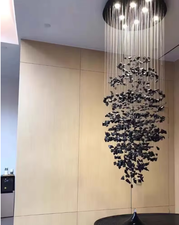 Lustre en cristal de luxe pour escalier