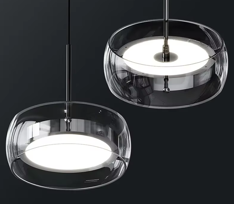 Suspension minimaliste en verre